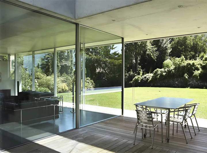 Travaux de miroiterie sur mesure